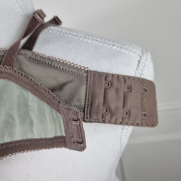 b.tempt'd Padded Lace Bra Size 34DD - Picture 9 of 10